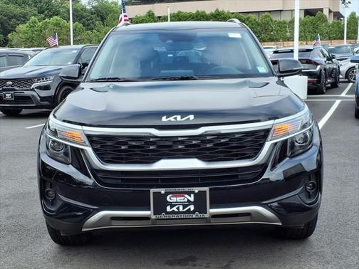 2023 Kia Seltos S