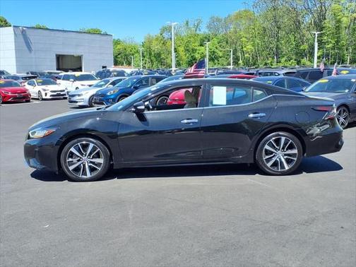2022 Nissan Maxima SV Xtronic CVT