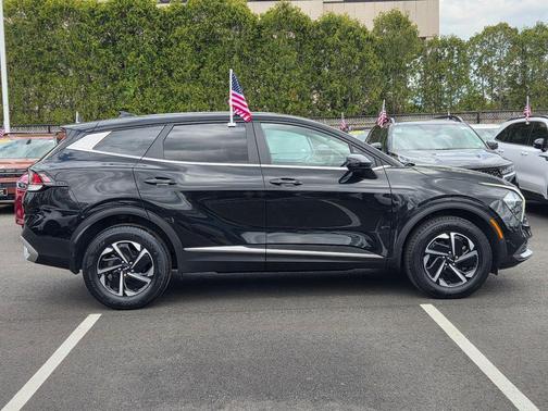 Fusion Black 2023 Kia Sportage Hybrid LX