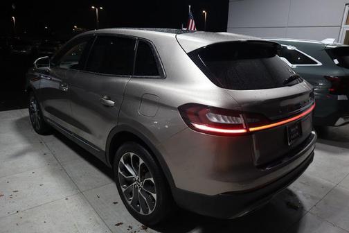 2021 Lincoln Nautilus Reserve