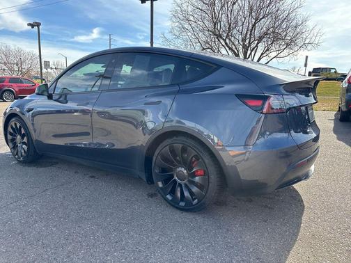 2019 Tesla Model 3 Mid Range