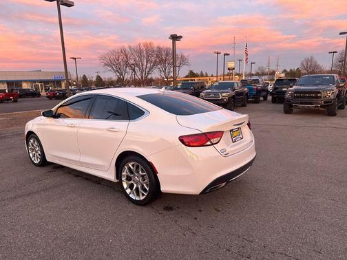2015 Chrysler 200 C