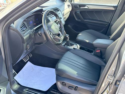 2022 Volkswagen Tiguan 2.0T SE R-Line Black 4MOTION