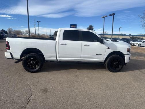 2024 RAM 2500 Laramie Crew Cab 4x4 6'4' Box