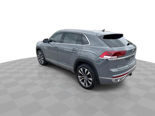 2023 Volkswagen Atlas Cross Sport 3.6L V6 SEL Premium R-Line