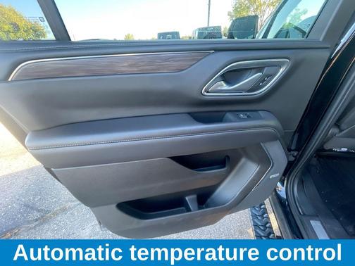 2022 Chevrolet Suburban 4WD Z71