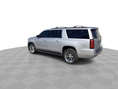 2017 Chevrolet Suburban LT