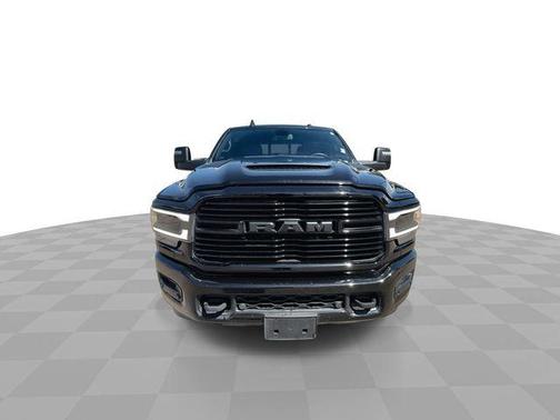 2023 RAM 2500 Laramie Crew Cab 4x4 6'4' Box