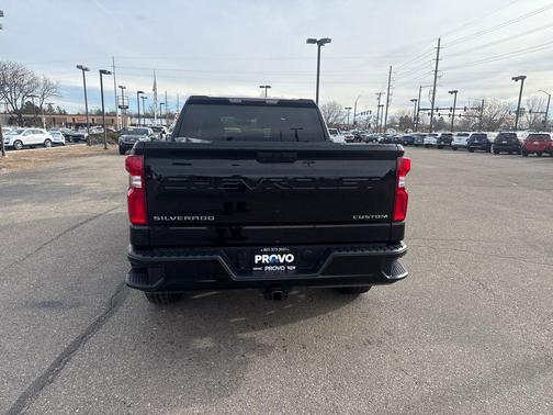 2021 Chevrolet Silverado 1500 Custom