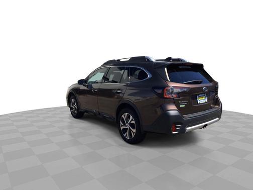2022 Subaru Outback Touring XT