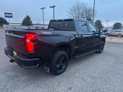 2022 Chevrolet Silverado 1500 Custom Trail Boss