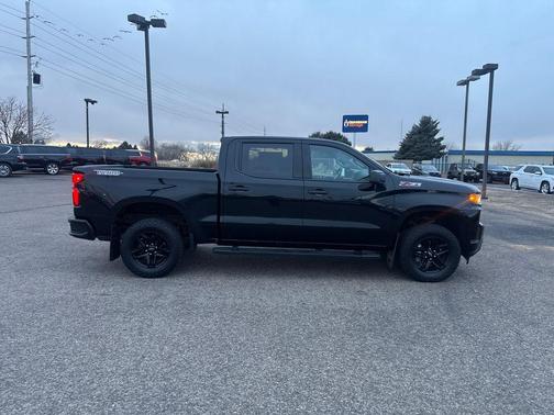 2022 Chevrolet Silverado 1500 Custom Trail Boss