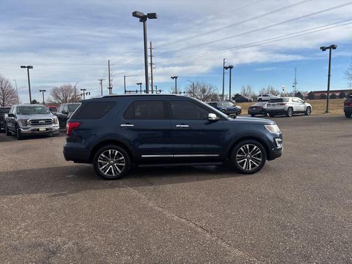 2017 Ford Explorer Platinum