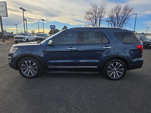 2017 Ford Explorer Platinum