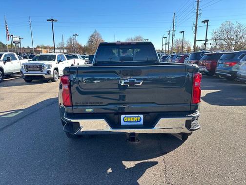 2026 Chevrolet Silverado 3500 LT