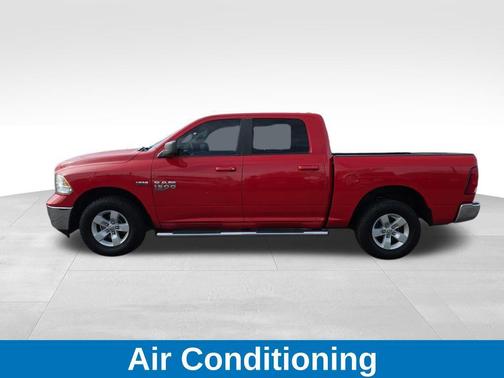 2019 RAM 1500 SLT