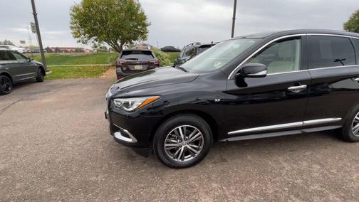 2017 INFINITI QX60 Base