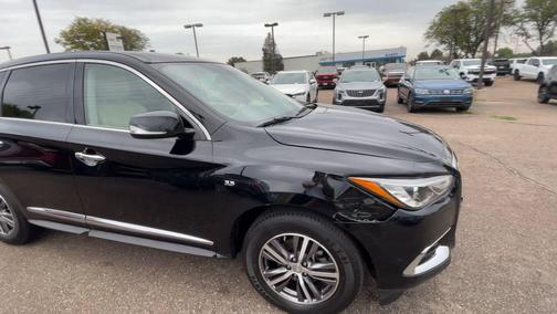 2017 INFINITI QX60 Base
