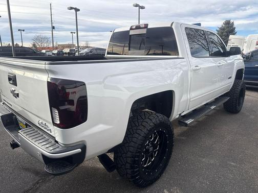 2017 Chevrolet Silverado 1500 High Country