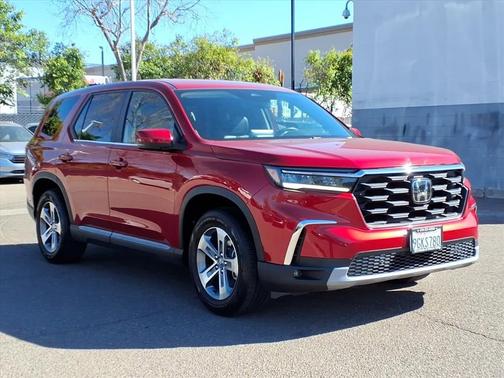 Radiant Red Metallic Ii 2023 Honda Pilot