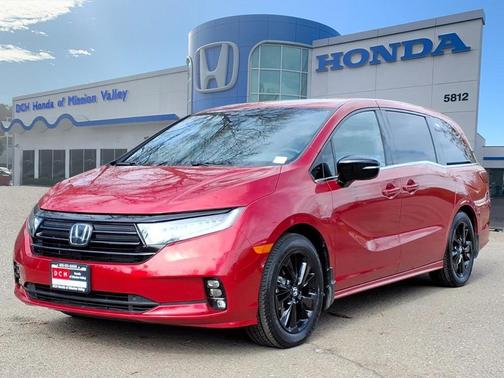 2023 Honda Odyssey 