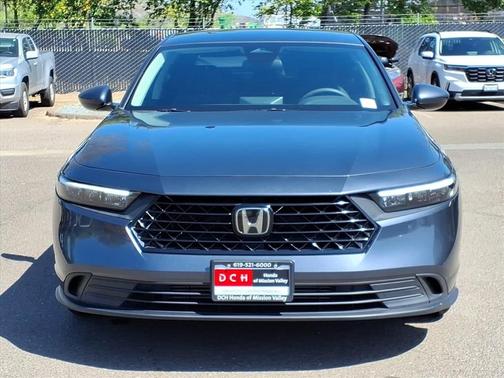 Meteorite Gray Metallic 2024 Honda Accord
