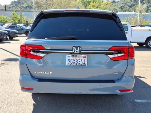 2023 Honda Odyssey 