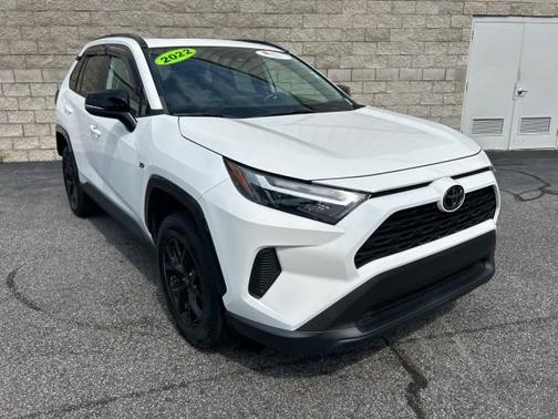 2022 Toyota RAV4 XLE