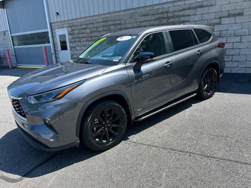 2023 Toyota Highlander Hybrid LE