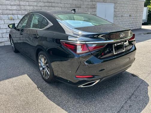 2024 Lexus ES 350 Luxury