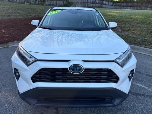 Blizzard Pearl 2022 Toyota RAV4 Hybrid XLE Premium