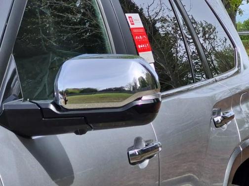 2026 Toyota Sequoia SR5