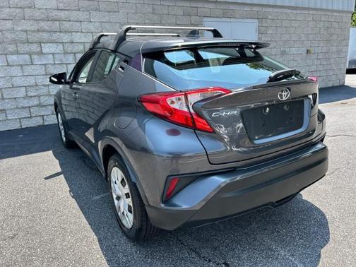 2021 Toyota C-HR LE