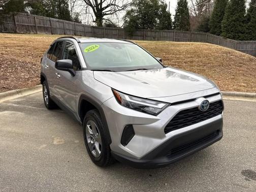 2024 Toyota RAV4 Hybrid LE
