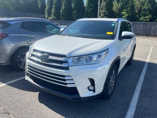 Blizzard Pearl 2018 Toyota Highlander XLE