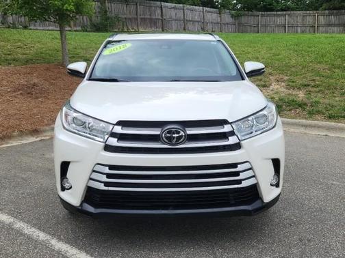 Blizzard Pearl 2018 Toyota Highlander XLE