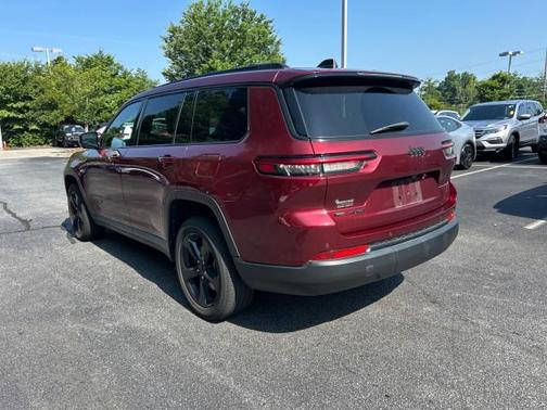 2022 Jeep Grand Cherokee L Altitude