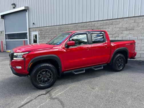 2024 Nissan Frontier PRO-4X