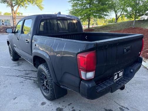 Midnight Black Metallic 2022 Toyota Tacoma SR5