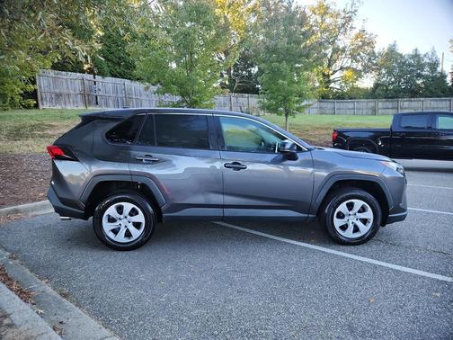 Magnetic Gray Metallic 2024 Toyota RAV4 LE