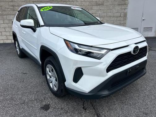 2024 Toyota RAV4 LE