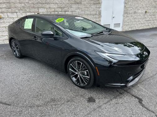 2024 Toyota Prius XLE