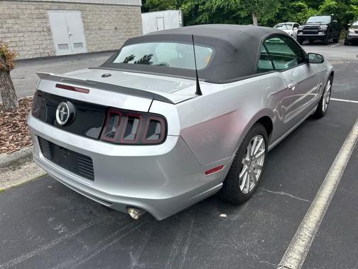 2014 Ford Mustang V6 Premium