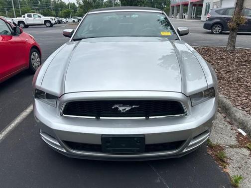 2014 Ford Mustang V6 Premium