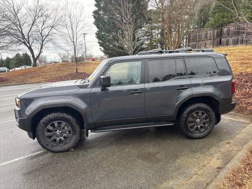 2024 Toyota Land Cruiser 