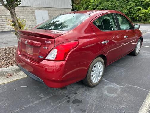 2016 Nissan Versa 1.6 SV