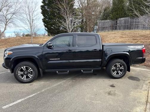 2019 Toyota Tacoma TRD Sport
