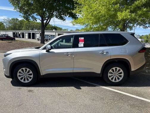 2026 Toyota Grand Highlander LE