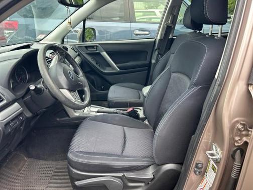 2014 Subaru Forester 2.5i