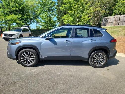 CELESTITE 2026 Toyota Corolla Cross XLE